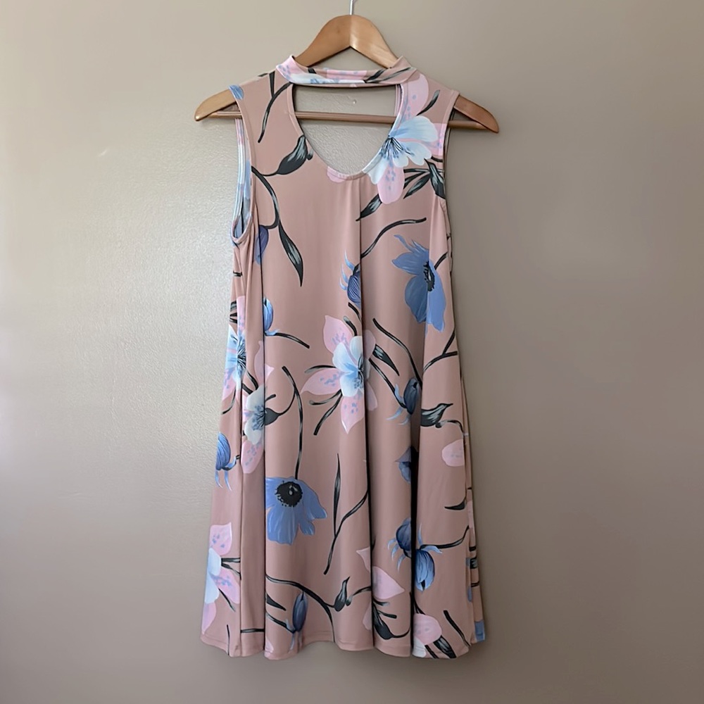 Cute little spring/summer dress I found at a boutique.